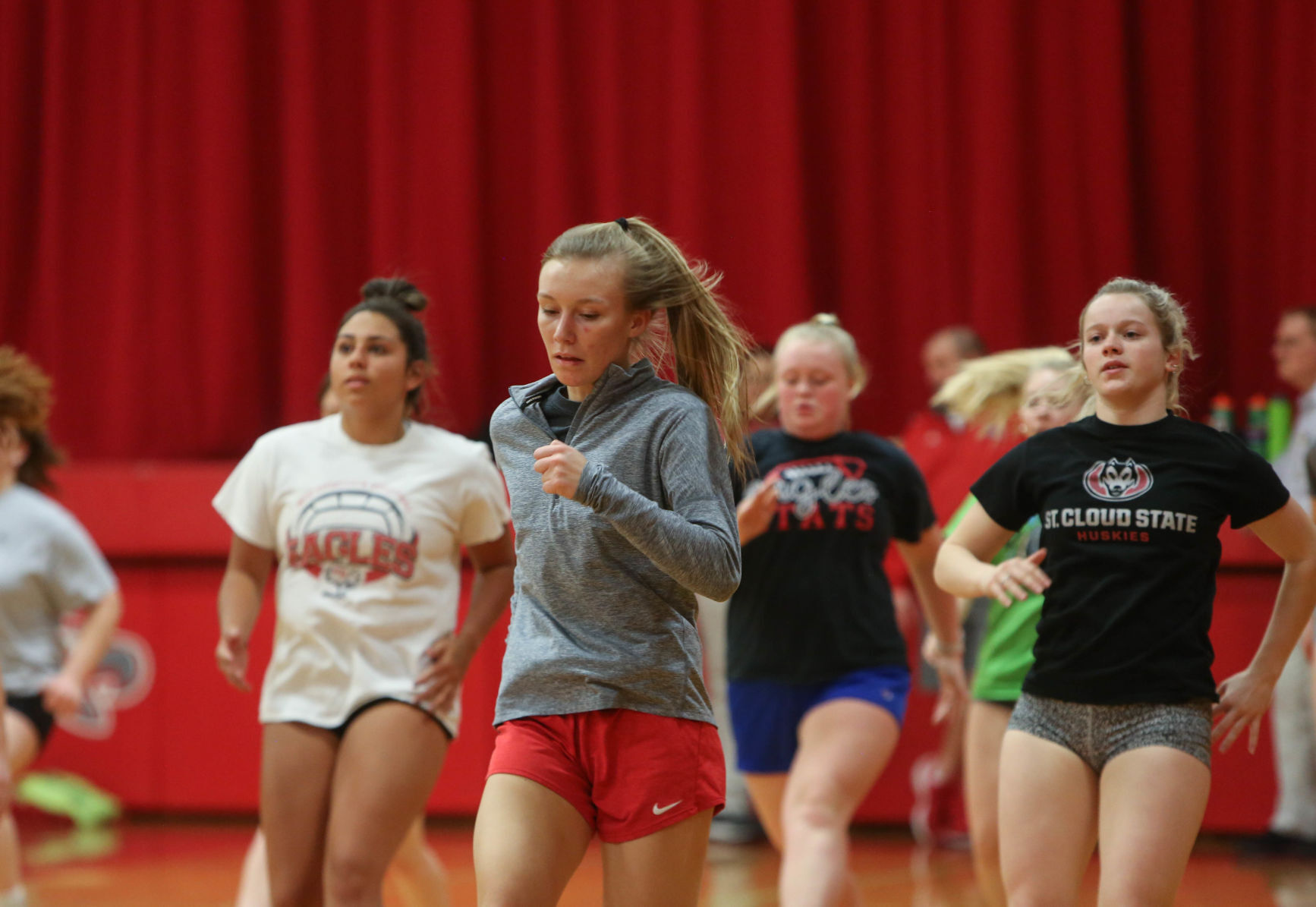 WH girls track practice 6.jpg